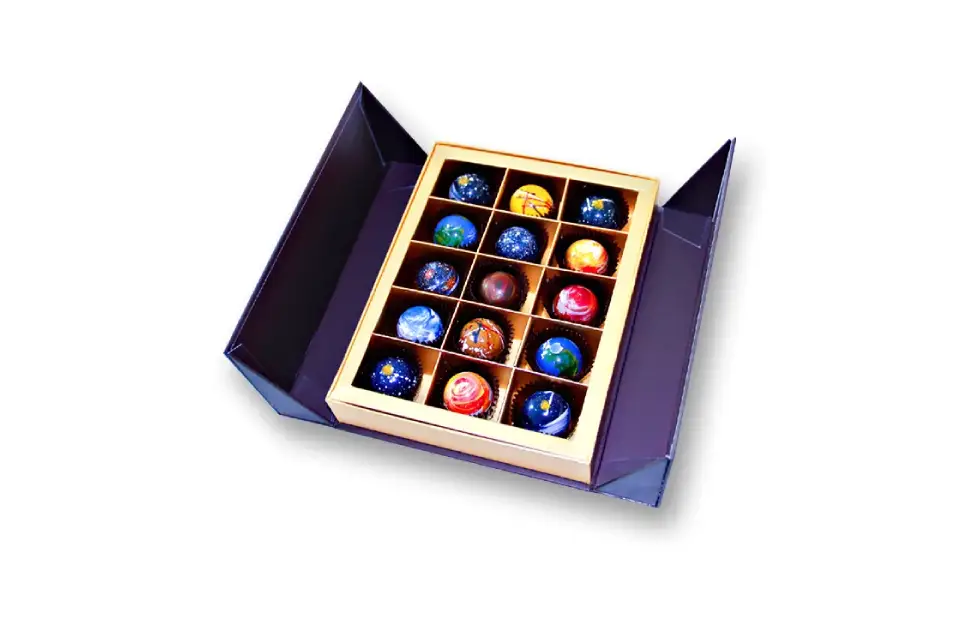 Chocolate Packaging Magnetic Glosure Box