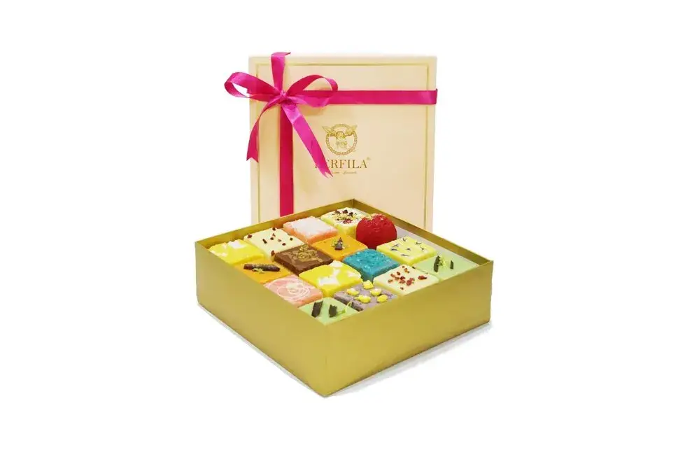 Berfila Assorted Sweet Gift Box